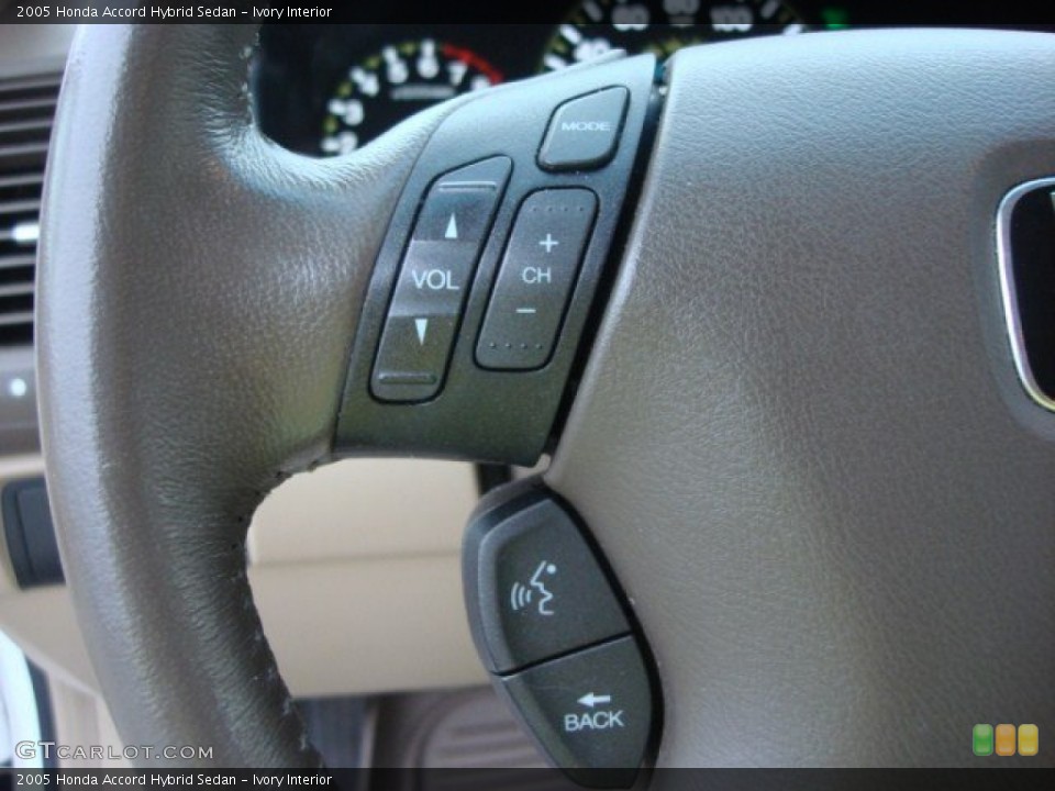 Ivory Interior Controls for the 2005 Honda Accord Hybrid Sedan #57650059