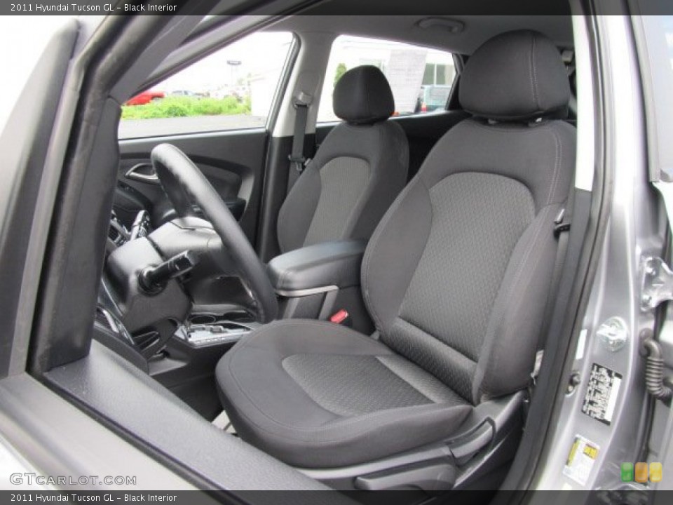 Black Interior Photo for the 2011 Hyundai Tucson GL #57675602