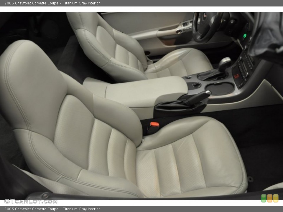 Titanium Gray Interior Photo for the 2006 Chevrolet Corvette Coupe #57676598
