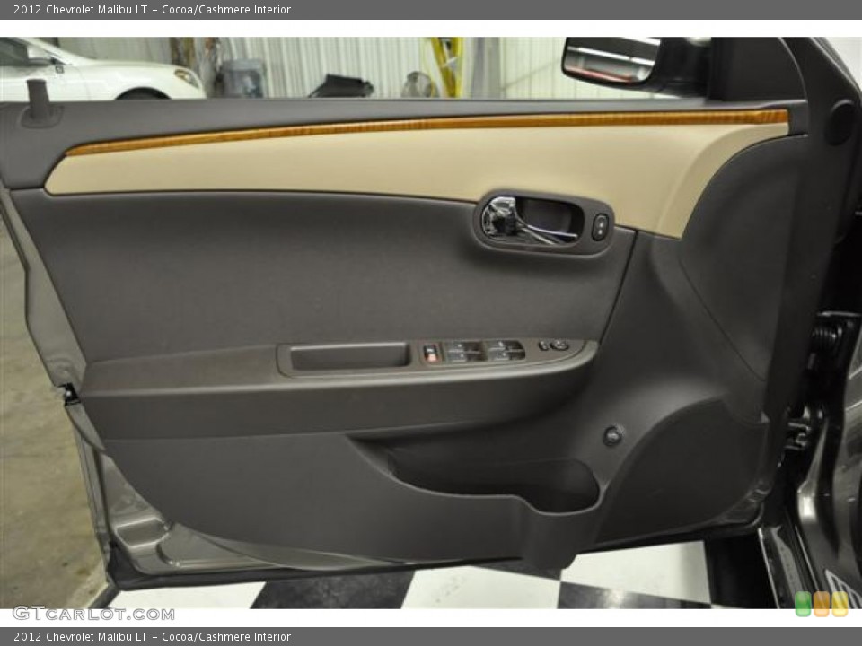 Cocoa/Cashmere Interior Door Panel for the 2012 Chevrolet Malibu LT #57680204