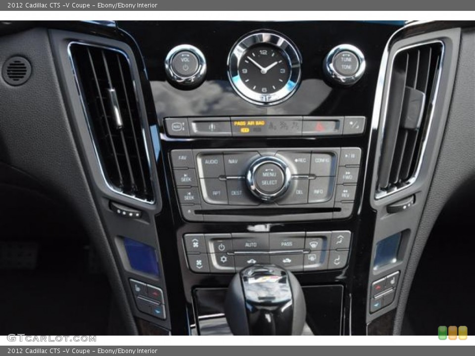 Ebony/Ebony Interior Controls for the 2012 Cadillac CTS -V Coupe #57682421