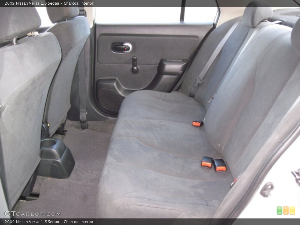 Charcoal Interior Photo for the 2009 Nissan Versa 1.6 Sedan #57690401