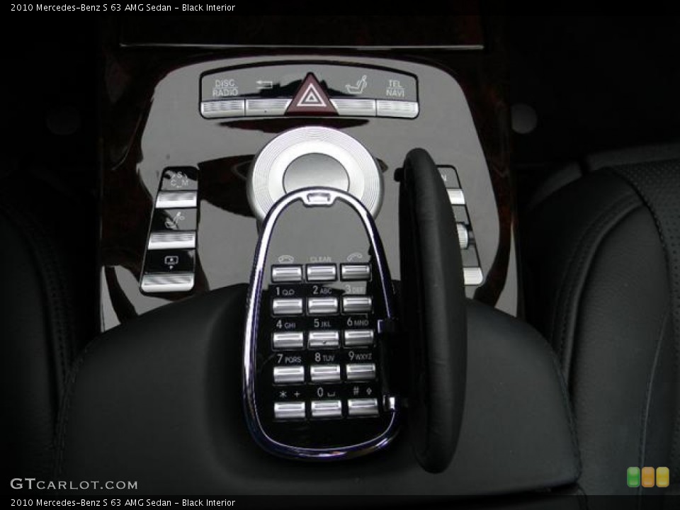 Black Interior Controls for the 2010 Mercedes-Benz S 63 AMG Sedan #57711465