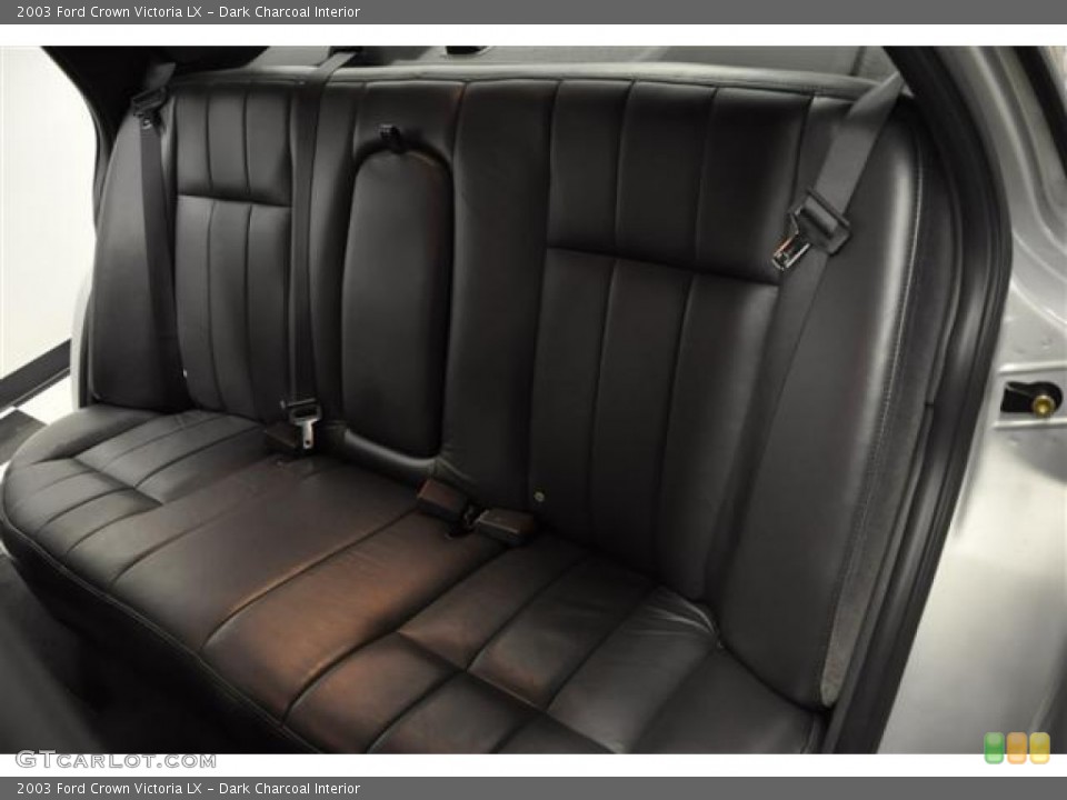 Dark Charcoal Interior Photo for the 2003 Ford Crown Victoria LX #57713675