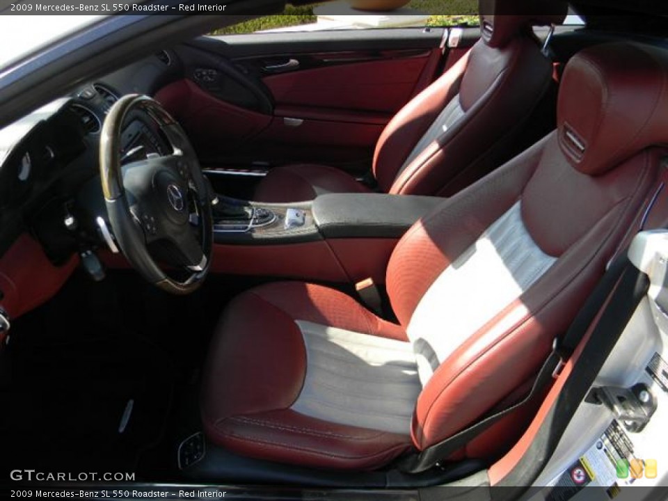 Red Interior Photo for the 2009 Mercedes-Benz SL 550 Roadster #57715559