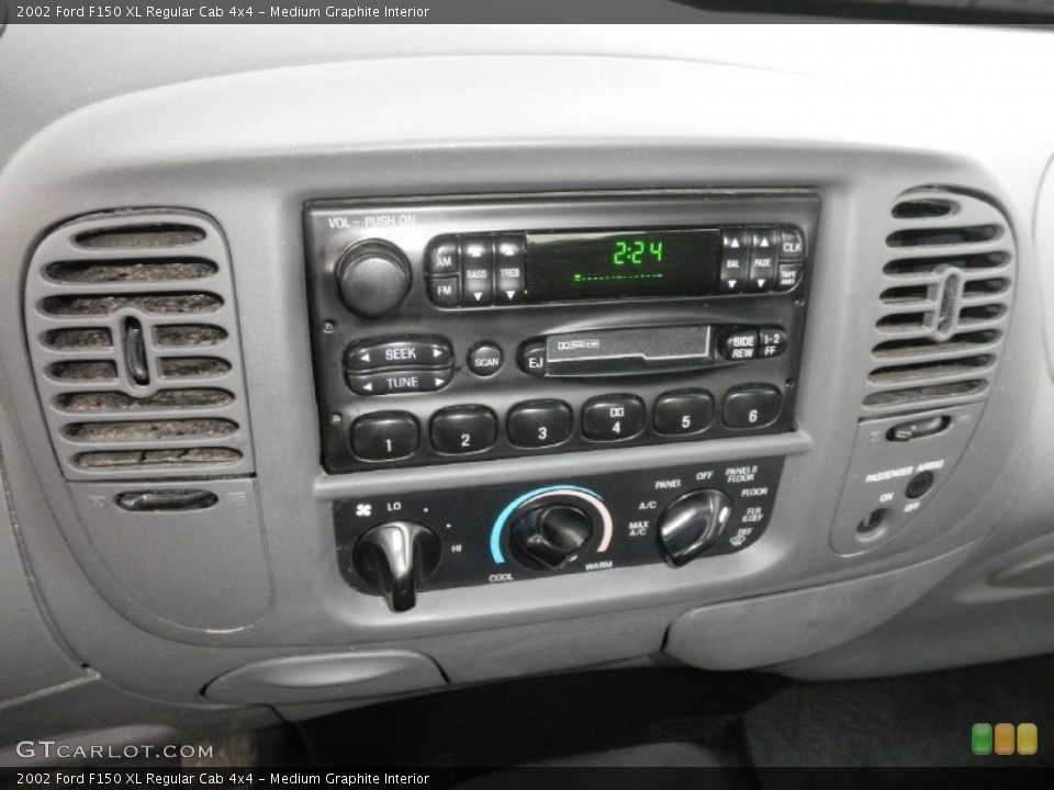 Medium Graphite Interior Audio System for the 2002 Ford F150 XL Regular Cab 4x4 #57716177