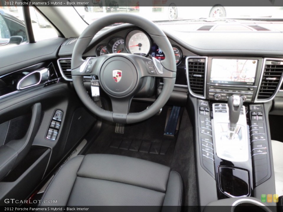 Black Interior Dashboard for the 2012 Porsche Panamera S Hybrid #57716834
