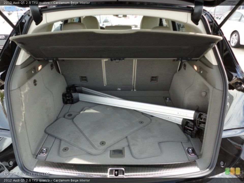 Cardamom Beige Interior Trunk for the 2012 Audi Q5 2.0 TFSI quattro #57717140
