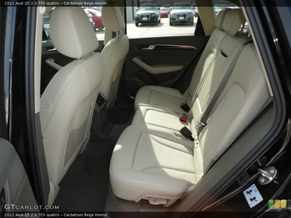 Cardamom Beige Interior Photo for the 2012 Audi Q5 2.0 TFSI quattro #57717158