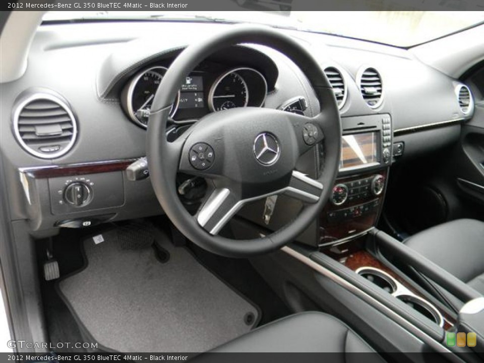 Black Interior Dashboard for the 2012 Mercedes-Benz GL 350 BlueTEC 4Matic #57735884