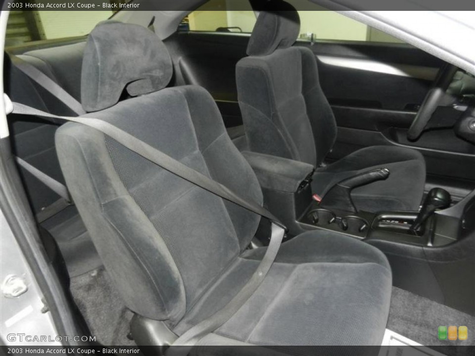 Black Interior Photo for the 2003 Honda Accord LX Coupe #57737609