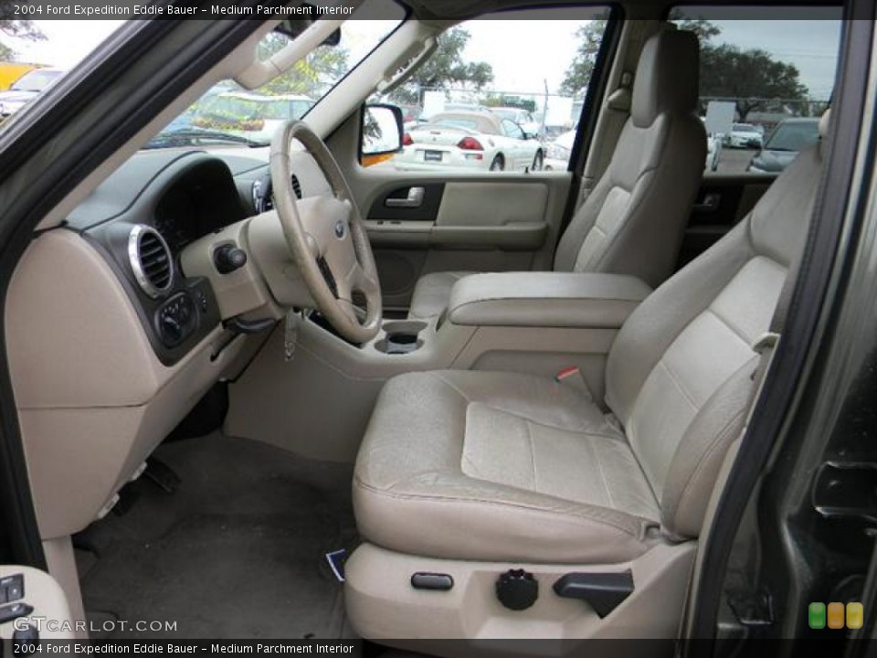 Medium Parchment Interior Photo for the 2004 Ford Expedition Eddie Bauer #57746759