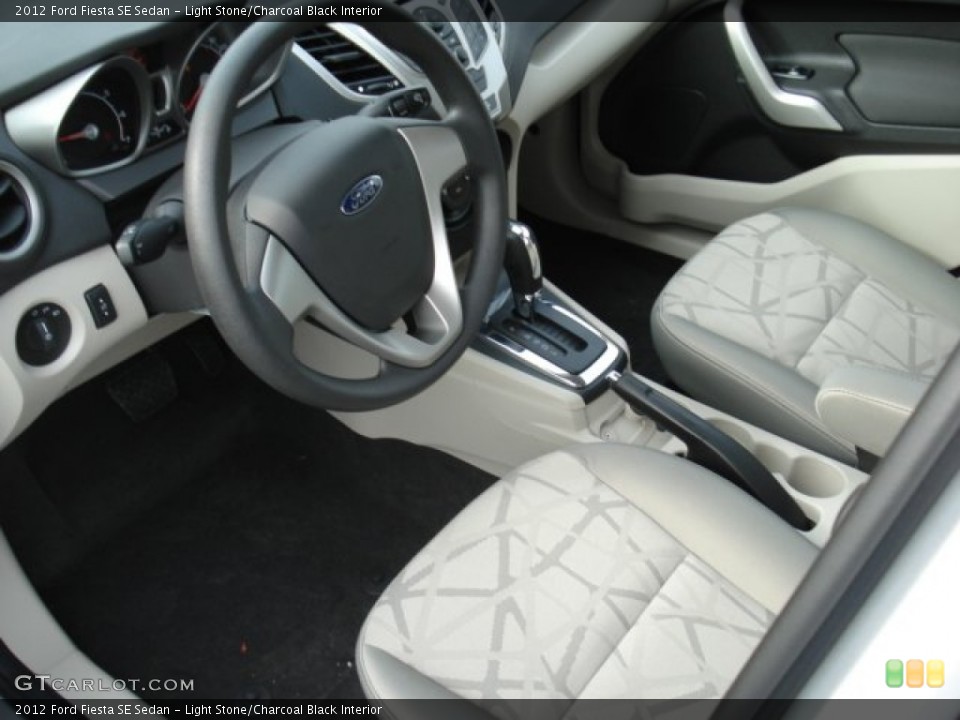 Light Stone/Charcoal Black Interior Photo for the 2012 Ford Fiesta SE Sedan #57774777