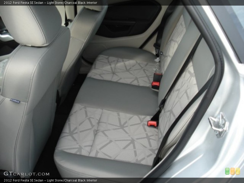 Light Stone/Charcoal Black Interior Photo for the 2012 Ford Fiesta SE Sedan #57774792
