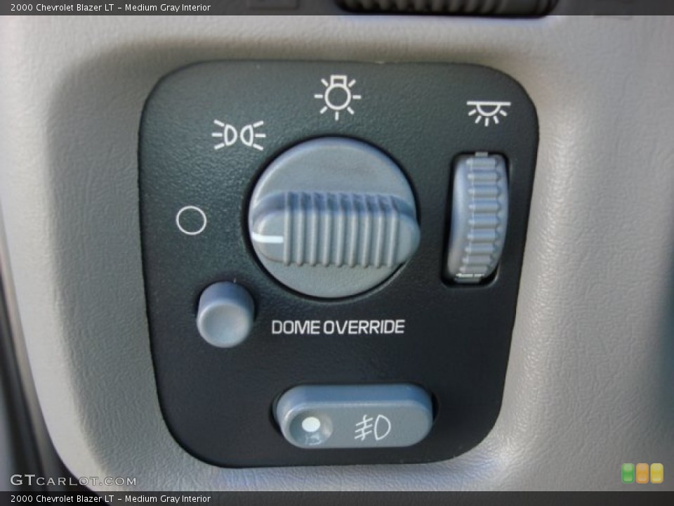 Medium Gray Interior Controls for the 2000 Chevrolet Blazer LT #57780447