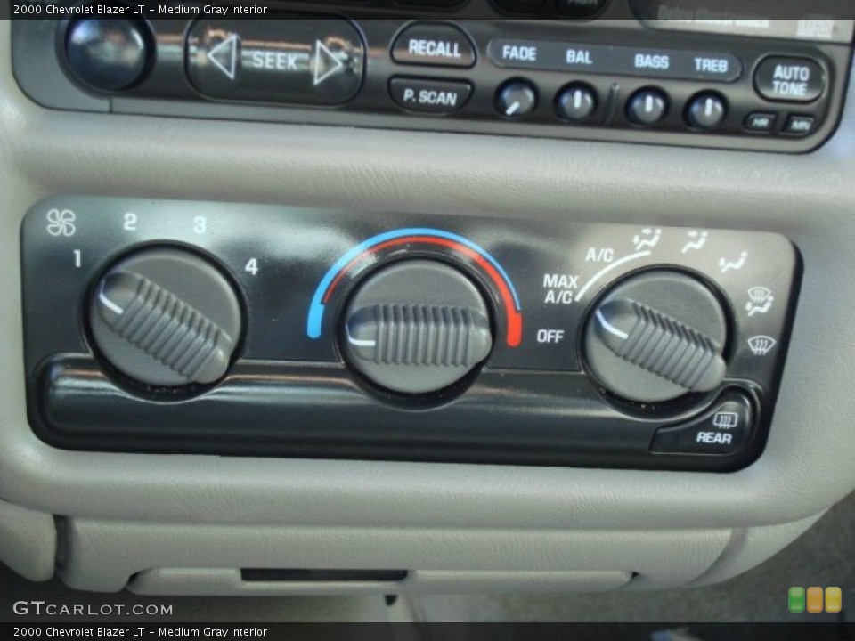 Medium Gray Interior Controls for the 2000 Chevrolet Blazer LT #57780465