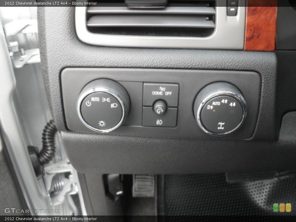 Ebony Interior Controls for the 2012 Chevrolet Avalanche LTZ 4x4 #57856319