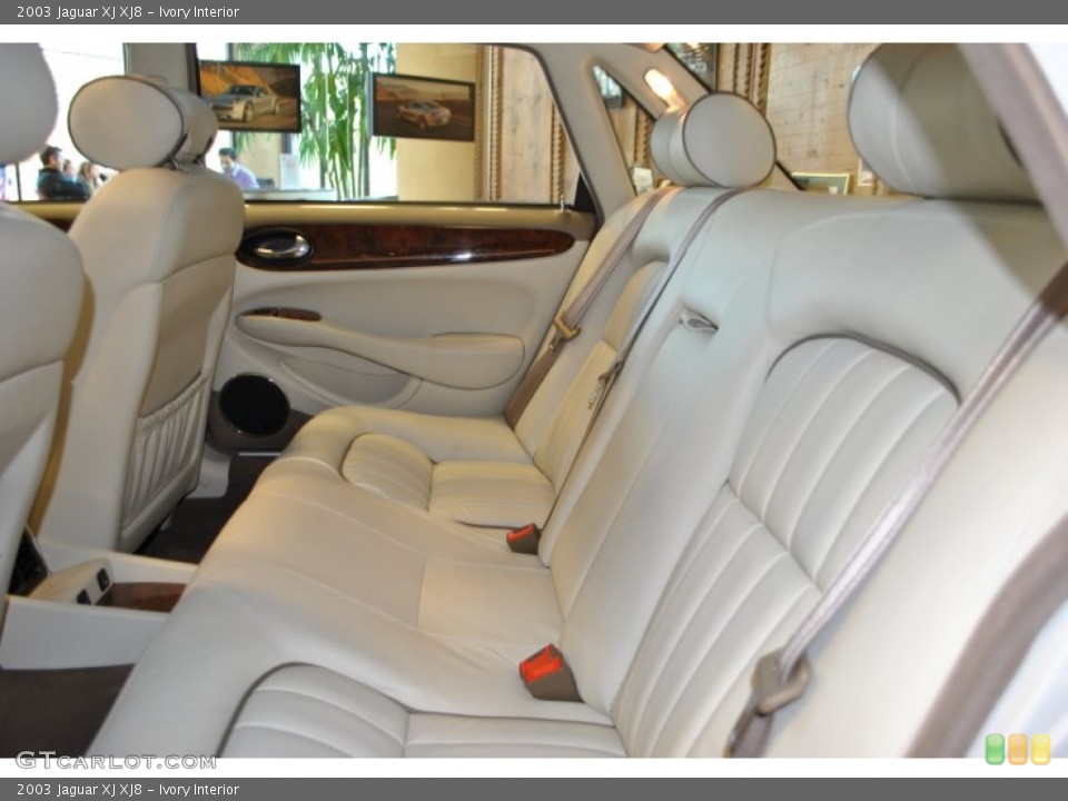 Ivory Interior Photo for the 2003 Jaguar XJ XJ8 #57856838