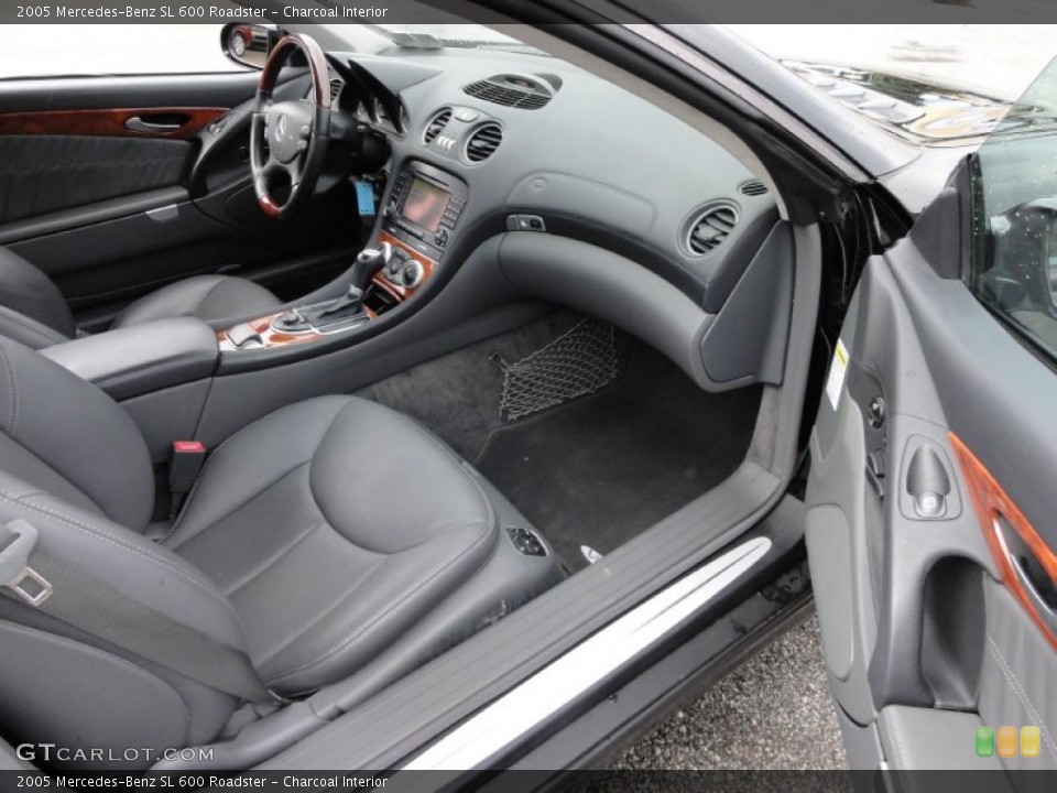 Charcoal Interior Photo for the 2005 Mercedes-Benz SL 600 Roadster #57859058