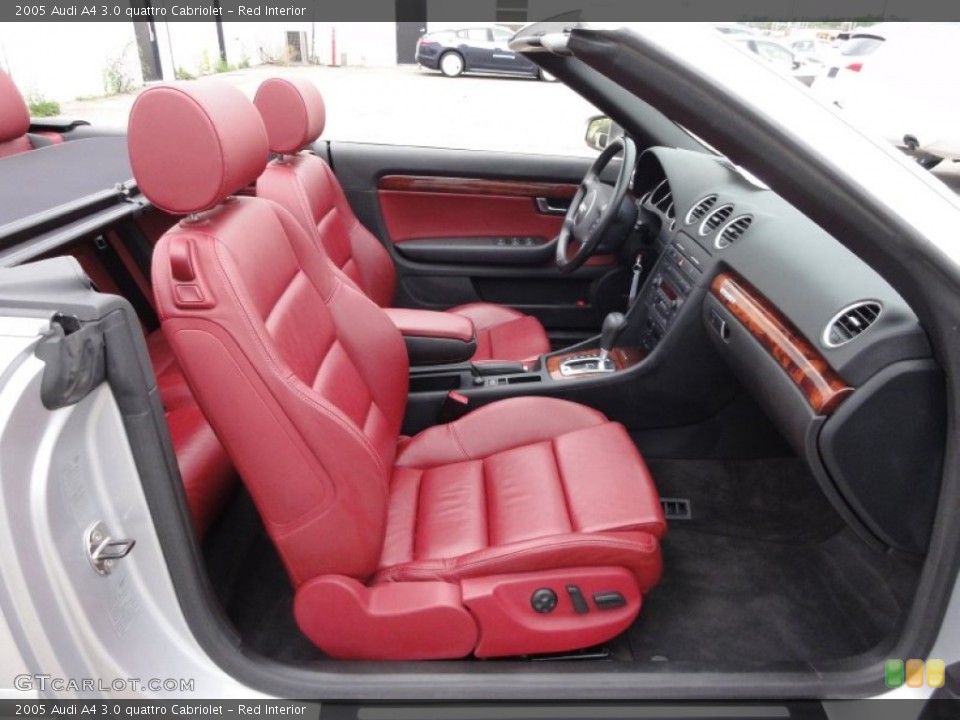 Red Interior Photo for the 2005 Audi A4 3.0 quattro Cabriolet #57859502