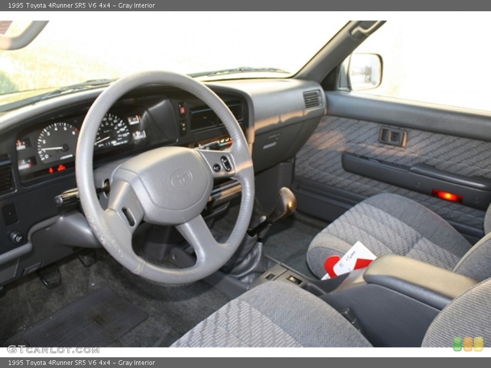 Gray Interior Photo for the 1995 Toyota 4Runner SR5 V6 4x4 #57859930
