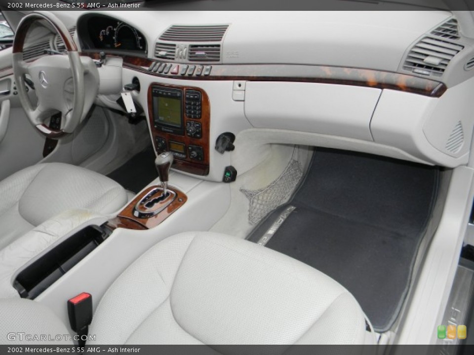 Ash Interior Dashboard for the 2002 Mercedes-Benz S 55 AMG #57882319