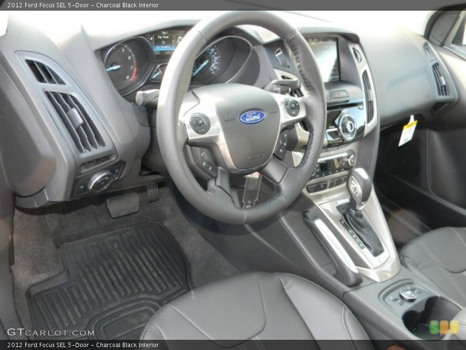 Charcoal Black Interior Photo for the 2012 Ford Focus SEL 5-Door #57884110