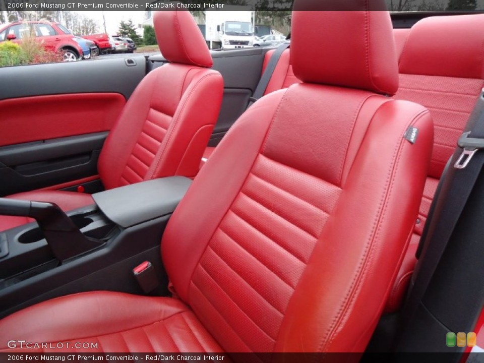 Red/Dark Charcoal Interior Photo for the 2006 Ford Mustang GT Premium Convertible #57885817
