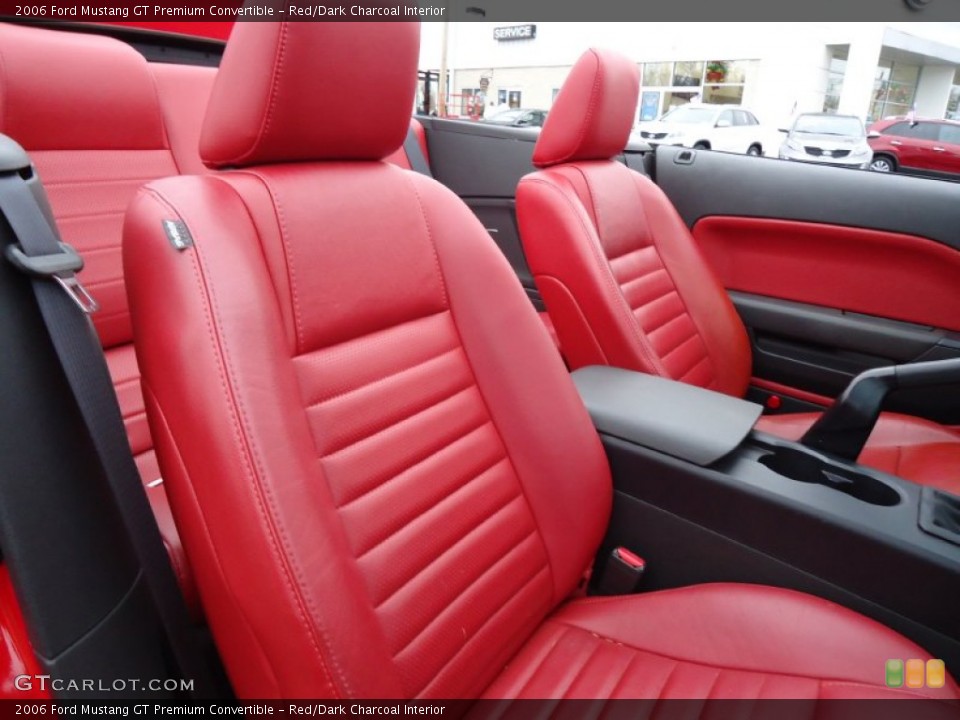 Red/Dark Charcoal Interior Photo for the 2006 Ford Mustang GT Premium Convertible #57885868