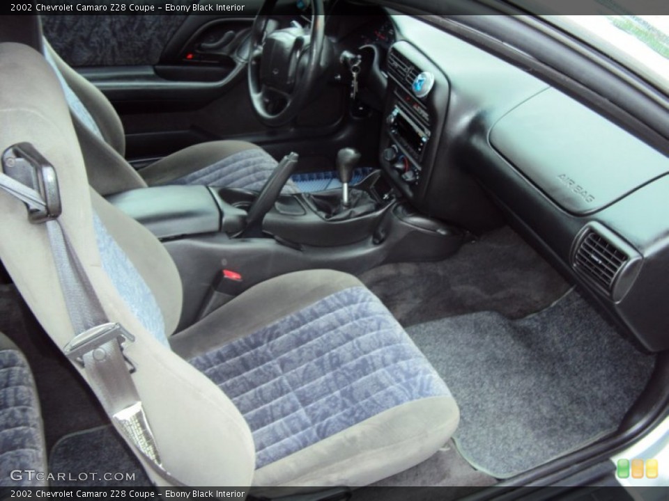 Ebony Black Interior Photo for the 2002 Chevrolet Camaro Z28 Coupe #57886843
