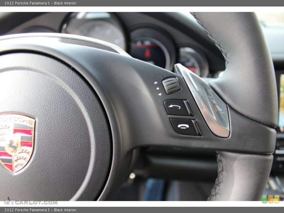 Black Interior Controls for the 2012 Porsche Panamera S #57891157