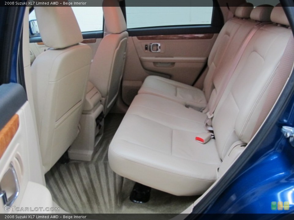 Beige Interior Photo for the 2008 Suzuki XL7 Limited AWD #57893341