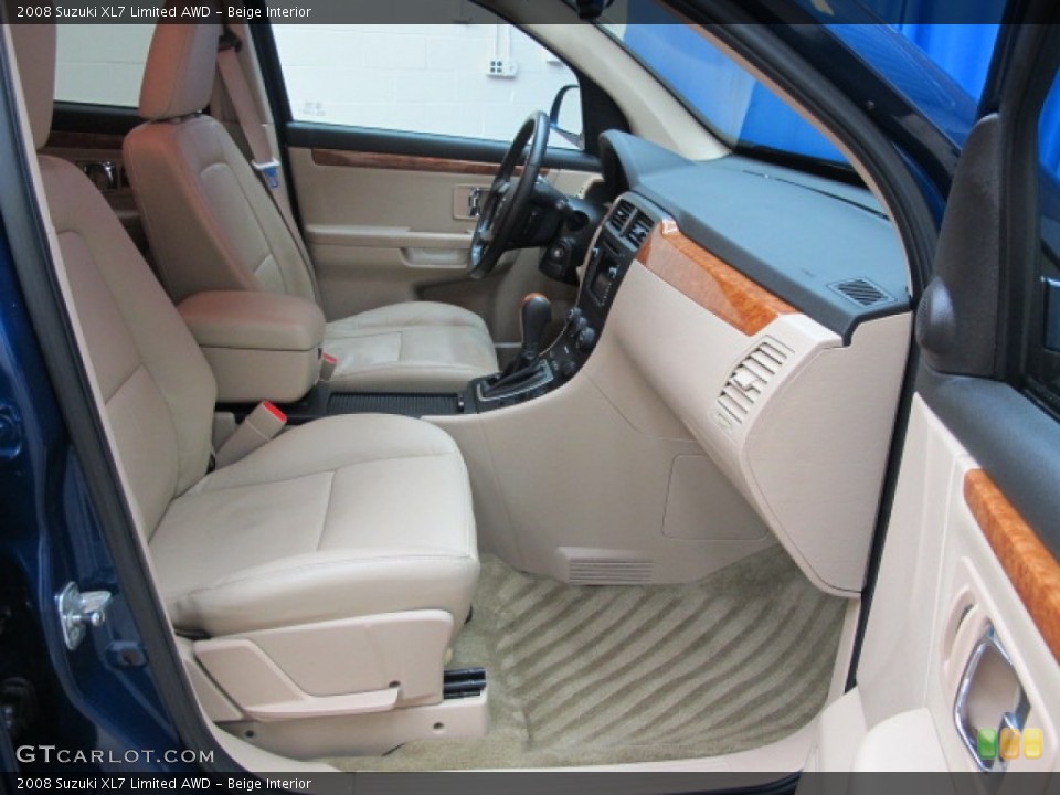 Beige Interior Photo for the 2008 Suzuki XL7 Limited AWD #57893377