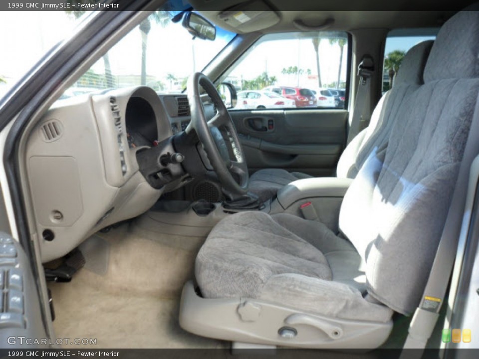 Pewter Interior Photo for the 1999 GMC Jimmy SLE #57901443
