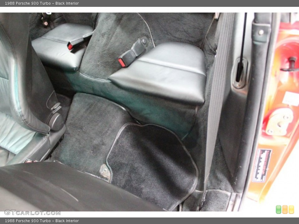 Black Interior Photo for the 1988 Porsche 930 Turbo #57905044