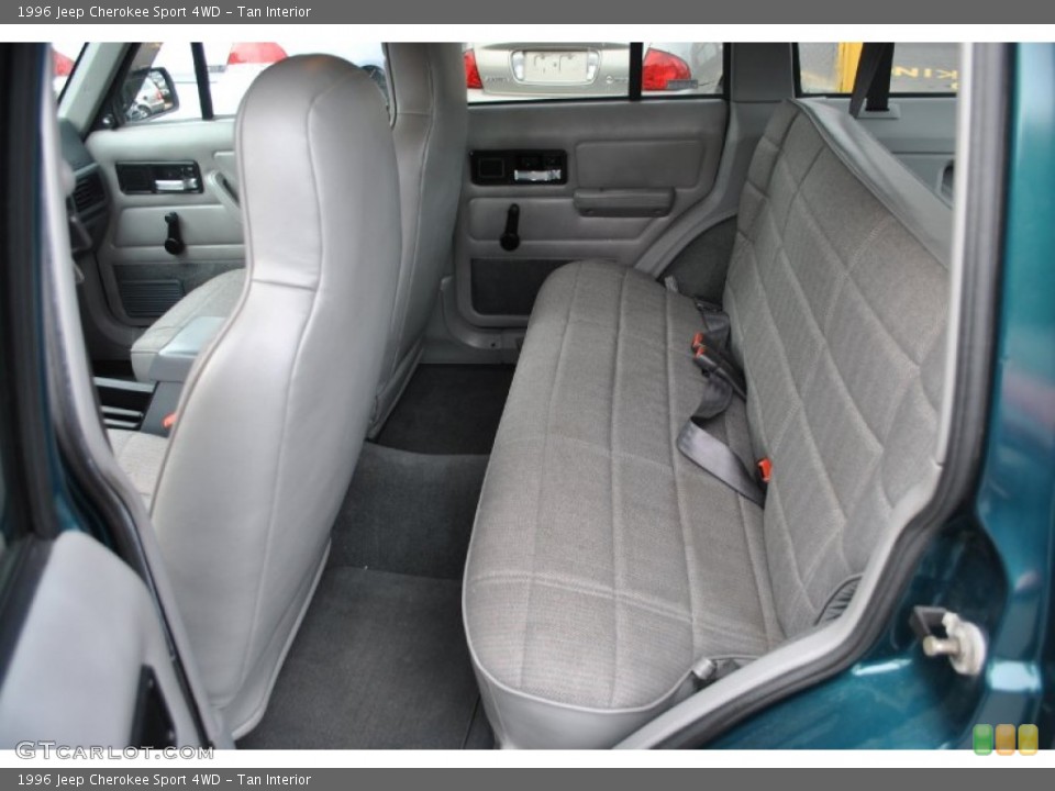 Tan Interior Photo for the 1996 Jeep Cherokee Sport 4WD #57936369