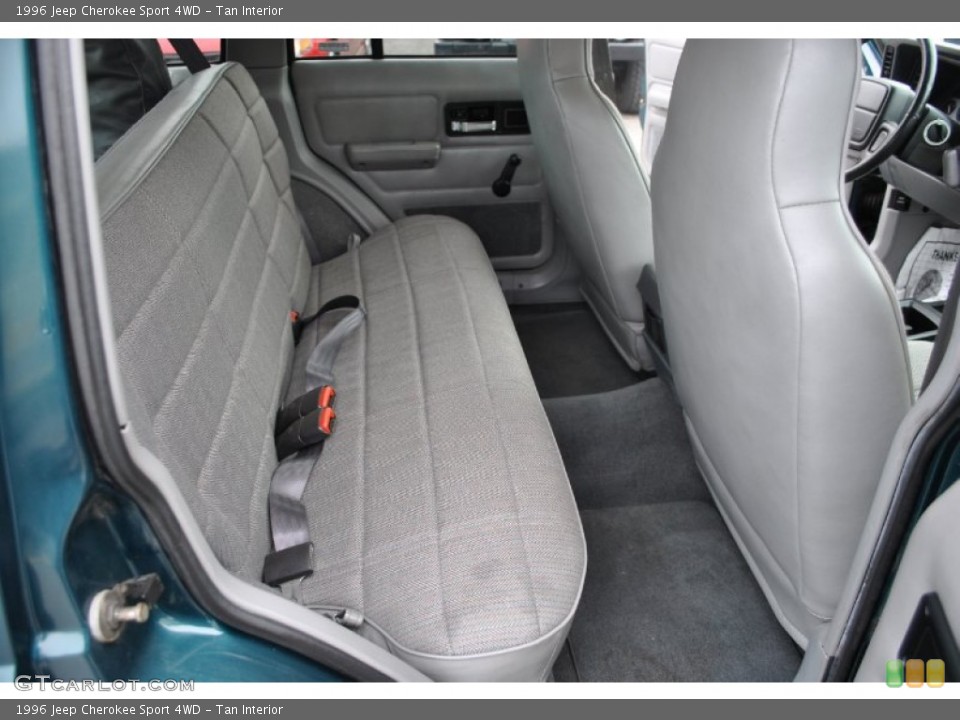 Tan Interior Photo for the 1996 Jeep Cherokee Sport 4WD #57936385