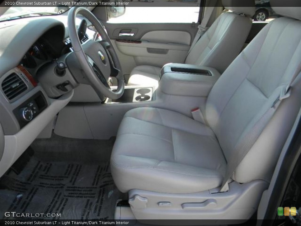 Light Titanium/Dark Titanium Interior Photo for the 2010 Chevrolet Suburban LT #57957859