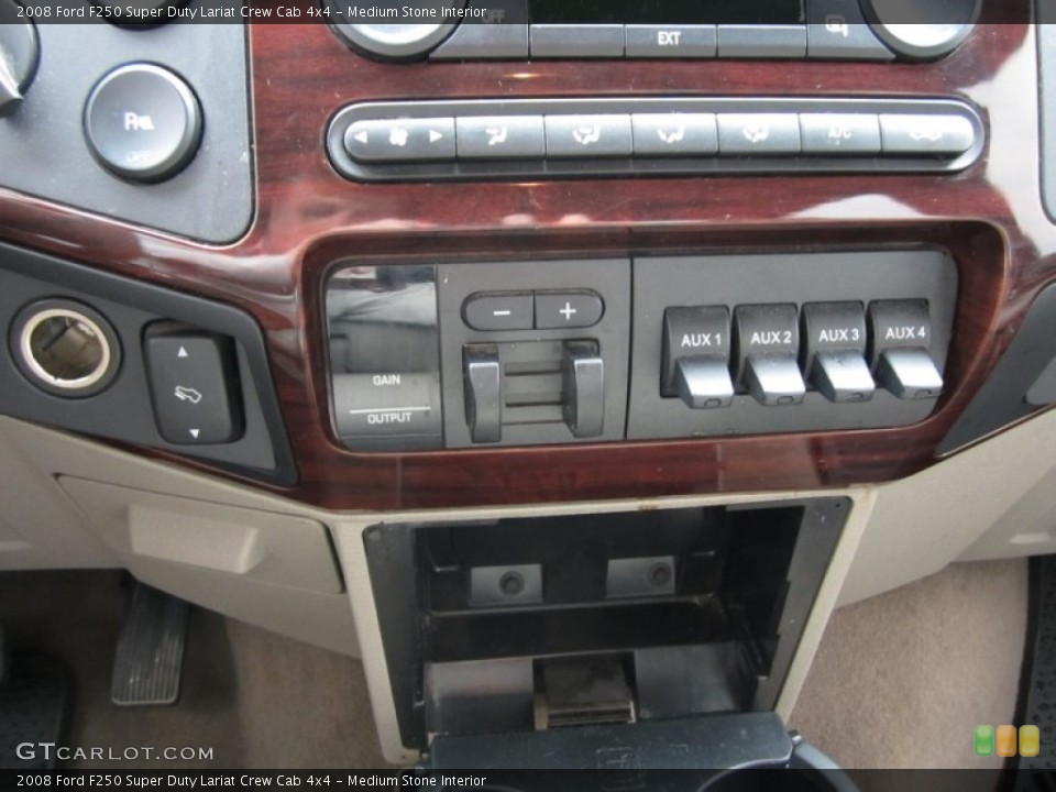 Medium Stone Interior Controls for the 2008 Ford F250 Super Duty Lariat Crew Cab 4x4 #57975083