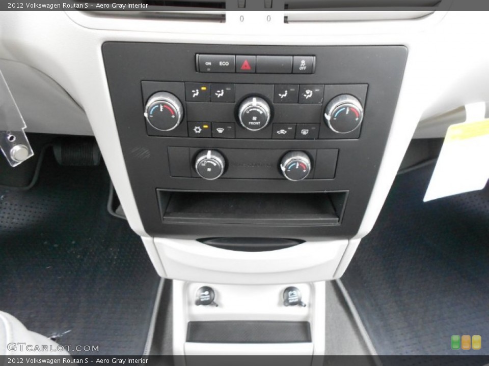 Aero Gray Interior Controls for the 2012 Volkswagen Routan S #57990701