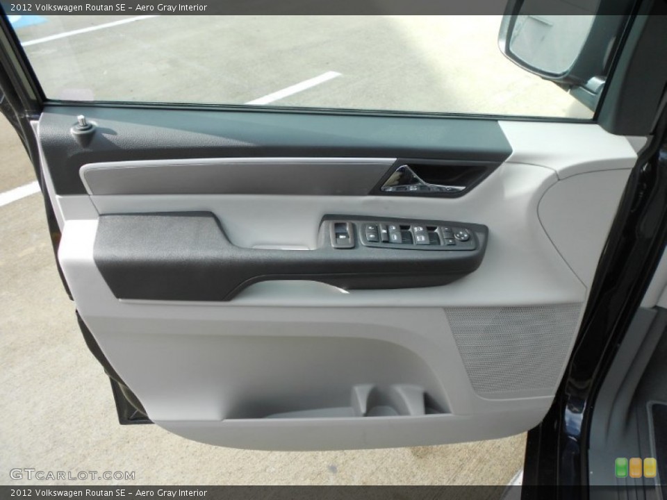 Aero Gray Interior Door Panel for the 2012 Volkswagen Routan SE #57990854