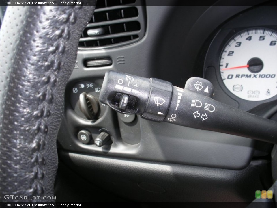 Ebony Interior Controls for the 2007 Chevrolet TrailBlazer SS #58008229