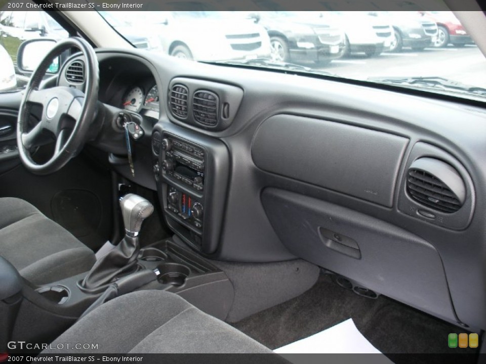 Ebony Interior Dashboard for the 2007 Chevrolet TrailBlazer SS #58008299