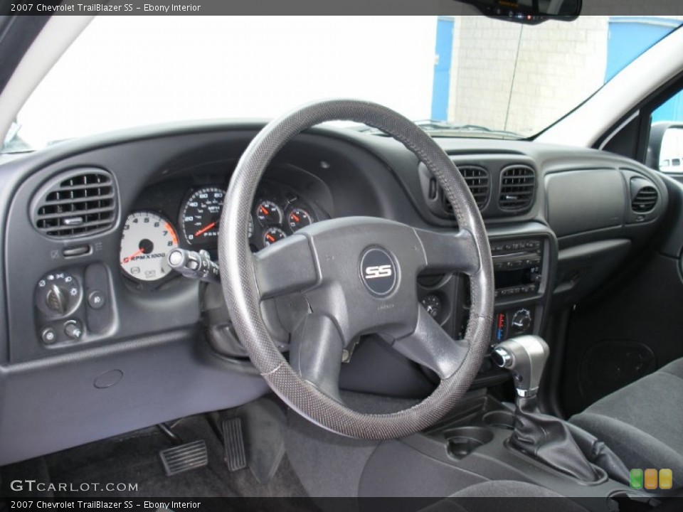Ebony Interior Dashboard for the 2007 Chevrolet TrailBlazer SS #58008311