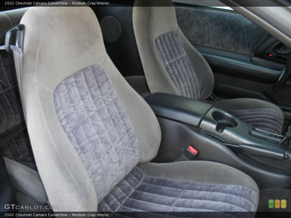 Medium Gray Interior Photo for the 2002 Chevrolet Camaro Convertible #58014773