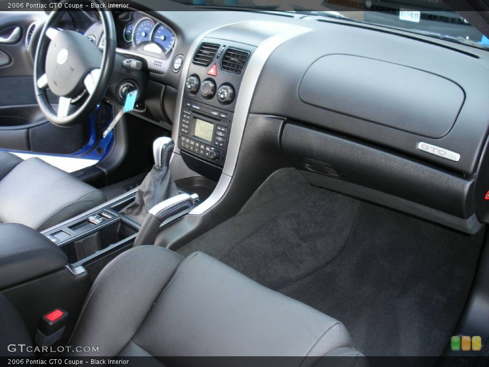 Black Interior Dashboard for the 2006 Pontiac GTO Coupe #58019795