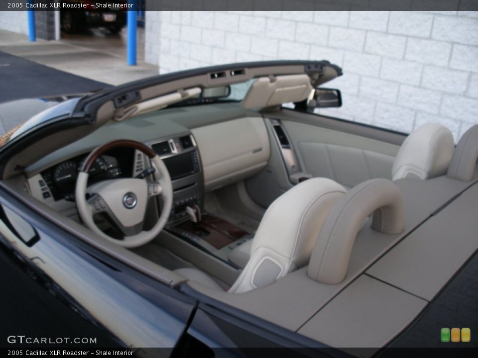 Shale Interior Photo for the 2005 Cadillac XLR Roadster #58025399
