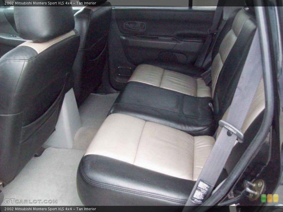 Tan Interior Photo for the 2002 Mitsubishi Montero Sport XLS 4x4 #58025660