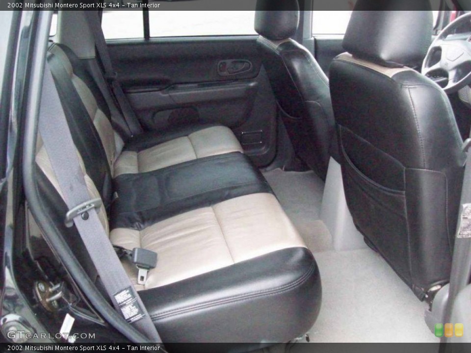 Tan Interior Photo for the 2002 Mitsubishi Montero Sport XLS 4x4 #58025678