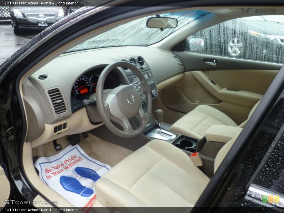 Blond Interior Photo for the 2010 Nissan Altima Hybrid #58025957